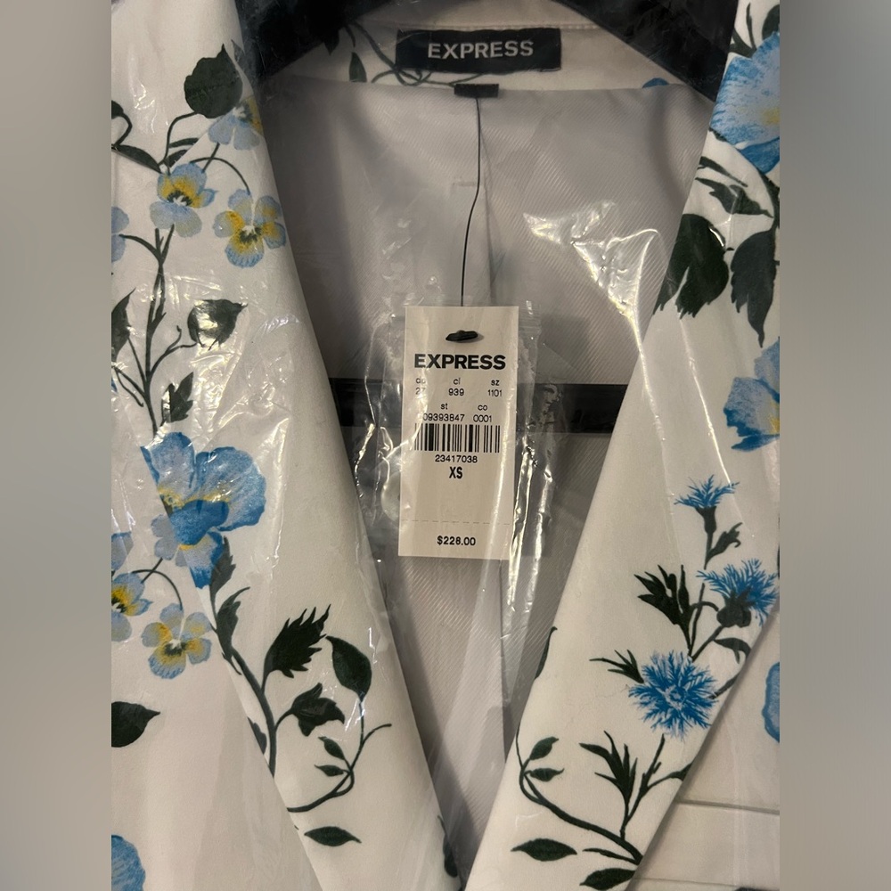 NWT express blazer floral XS